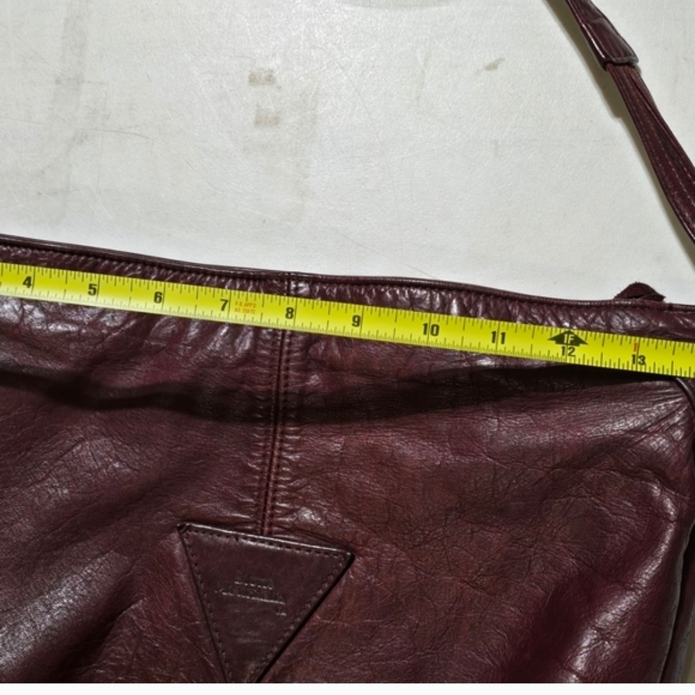 Elegant Burgundy Leather Shoulder Bag, 14x12x14 - Picture 13 of 13